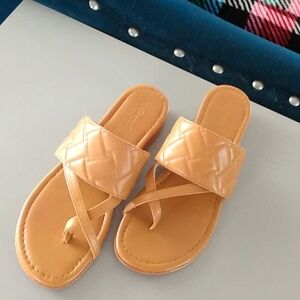 J.McLaughlin Tan Quilted Women's Sandals New W/O Box